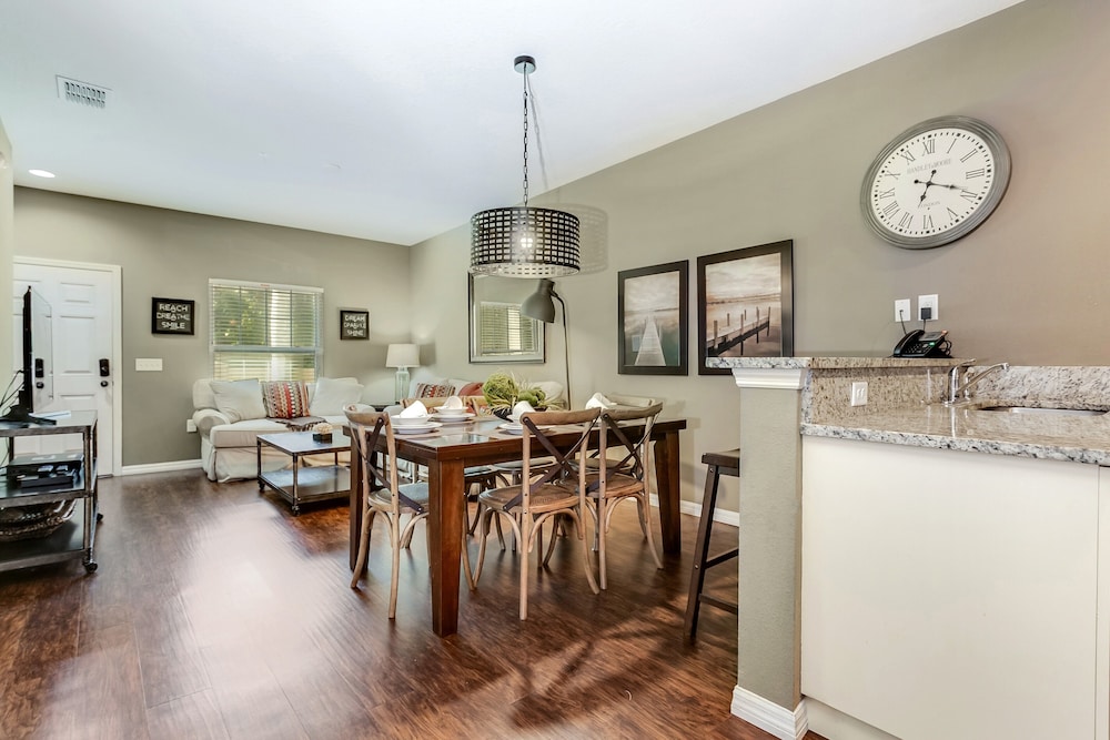West Lucaya Resort 3 Bedroom Vacation Townhome - photo 9