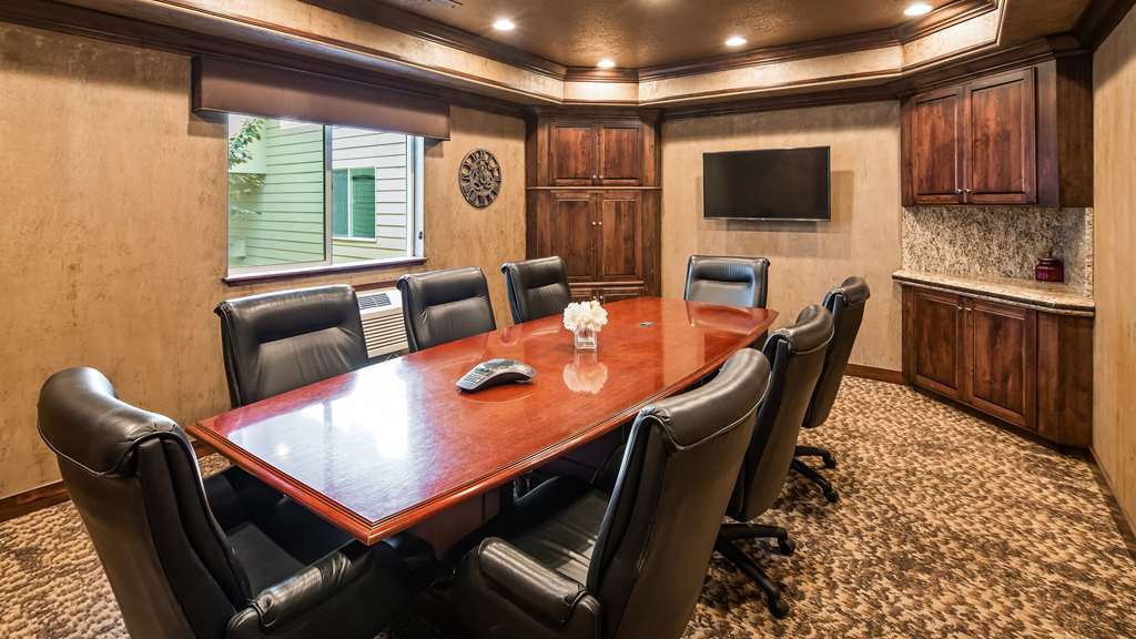 Best Western Plus Flathead Lake Inn And Suites - photo 10