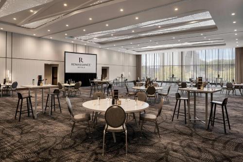 Renaissance Milwaukee West Hotel - photo 45