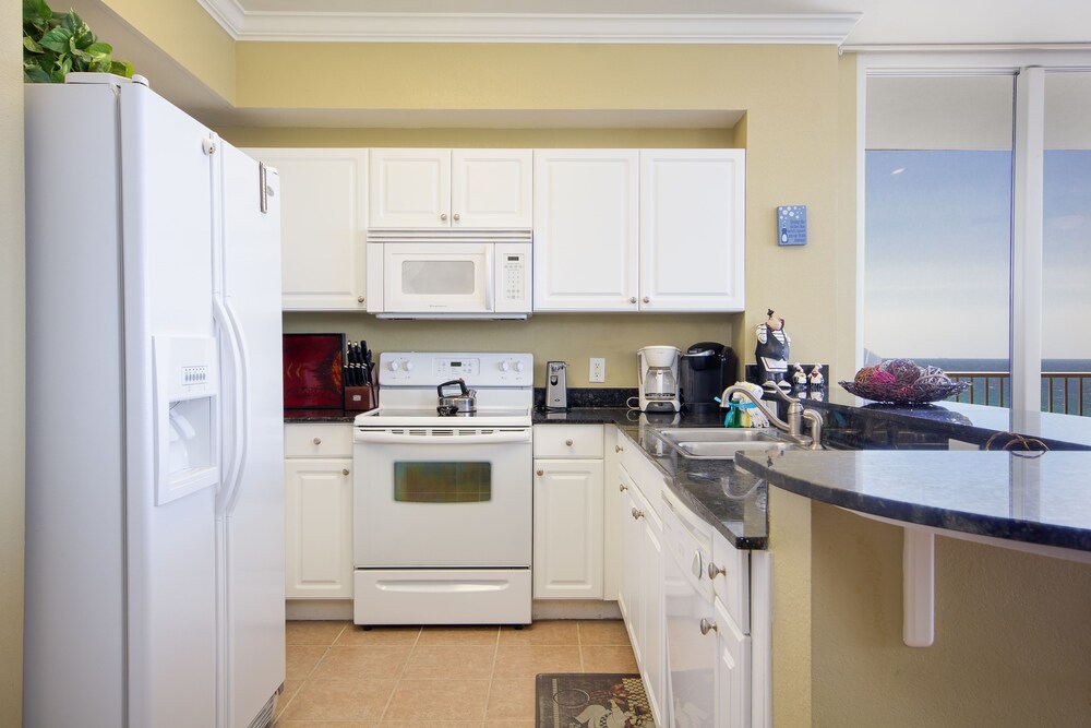 Tidewater Beach Resort 1117 Three Bedroom Condo - photo 27