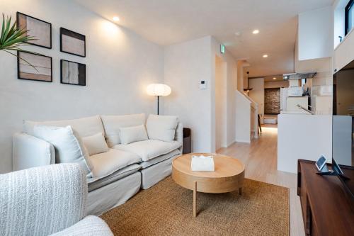 Js暁宅 白雪 Shirayuki - carbon neutral hotel in Osaka