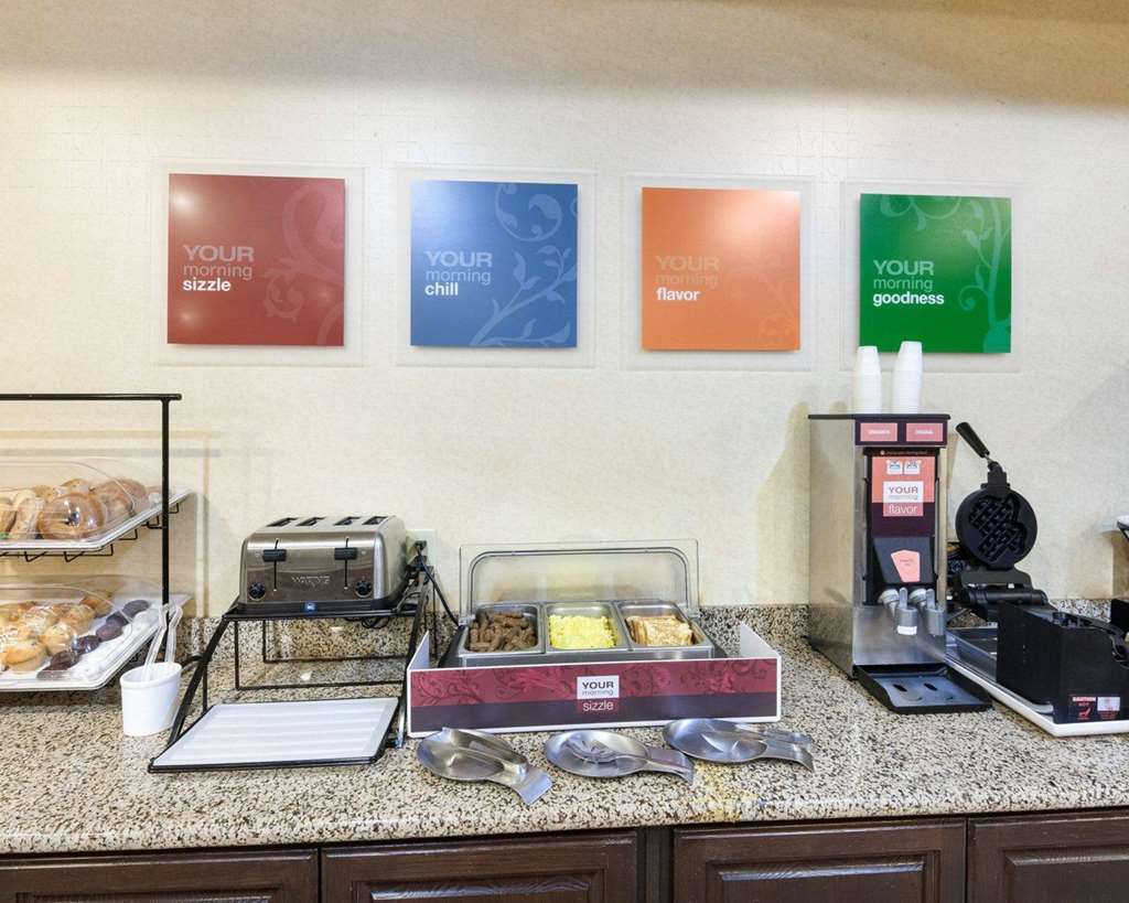 Comfort Inn & Suites Regional Medical Center - photo 30