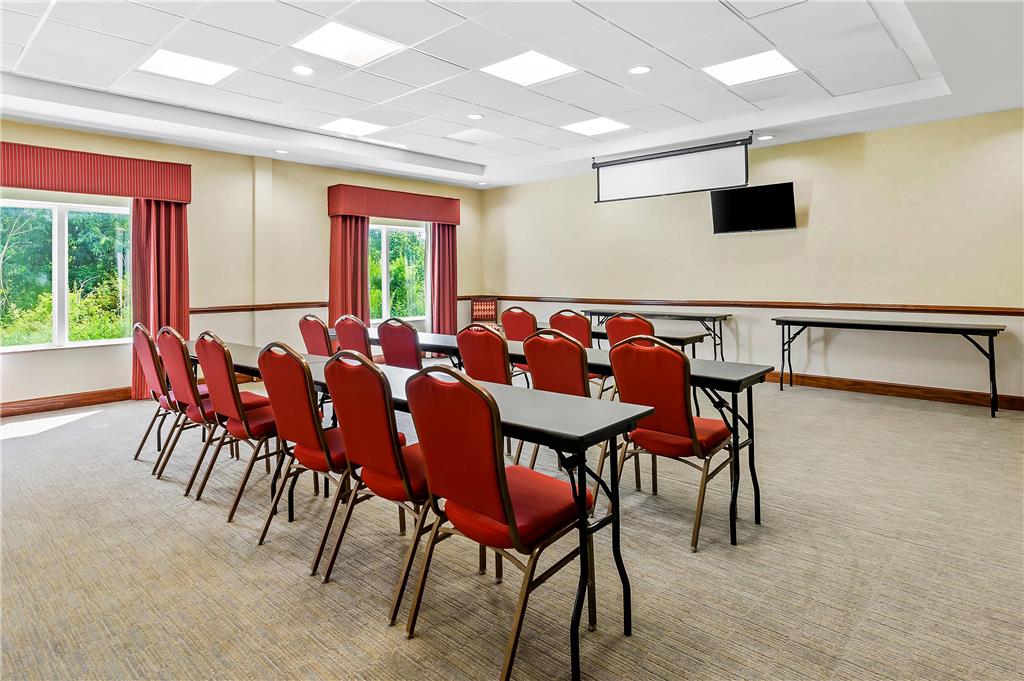 Country Inn & Suites by Radisson Princeton WV - photo 48