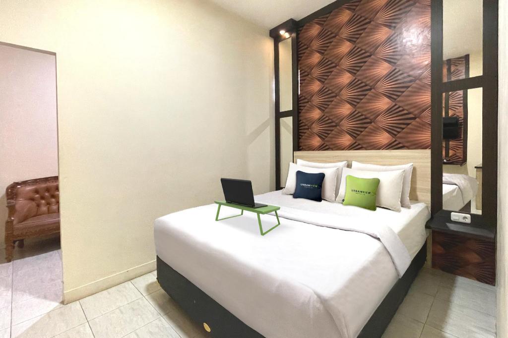Urbanview Hotel Harapan Palopo — Palopo