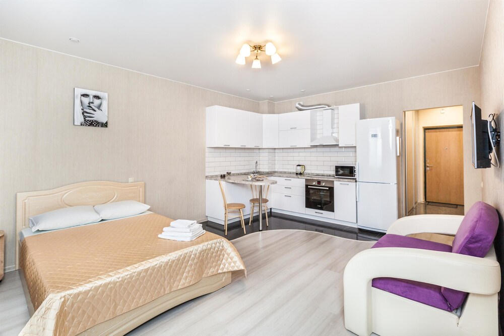 Apartment On Geologorazvedchikov 44a 10306977 — Tyumen