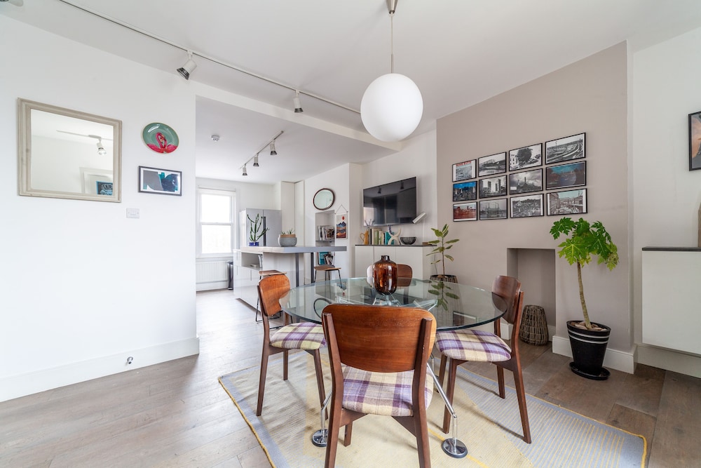 The Nine Elms Collection — 4-Star Luxury Hotel in London, United Kingdom