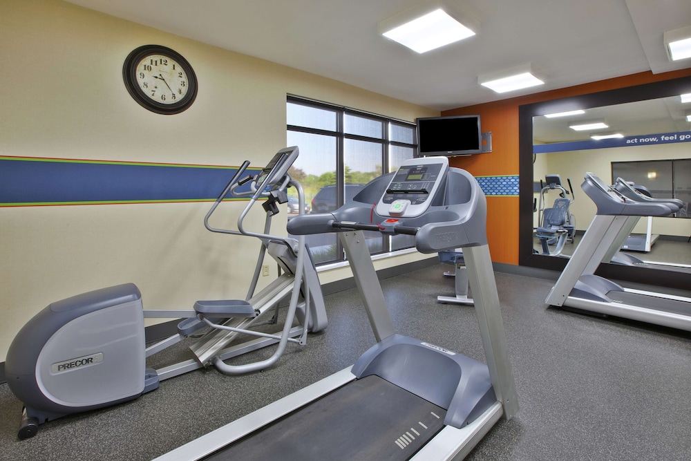 Hampton Inn Commerce Novi - photo 30