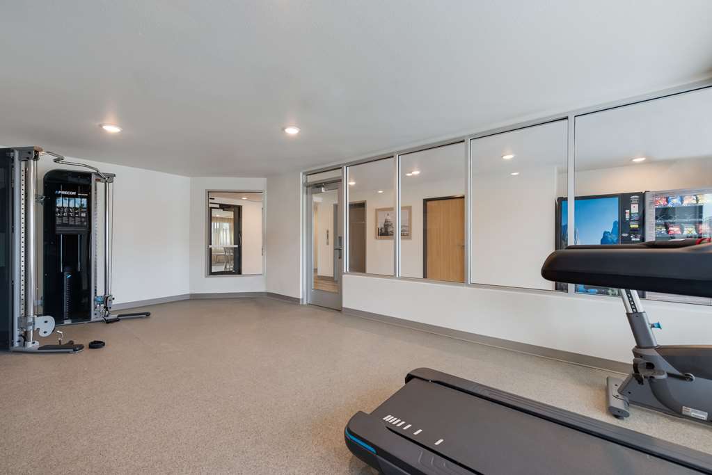 WoodSpring Suites Meridian - photo 21