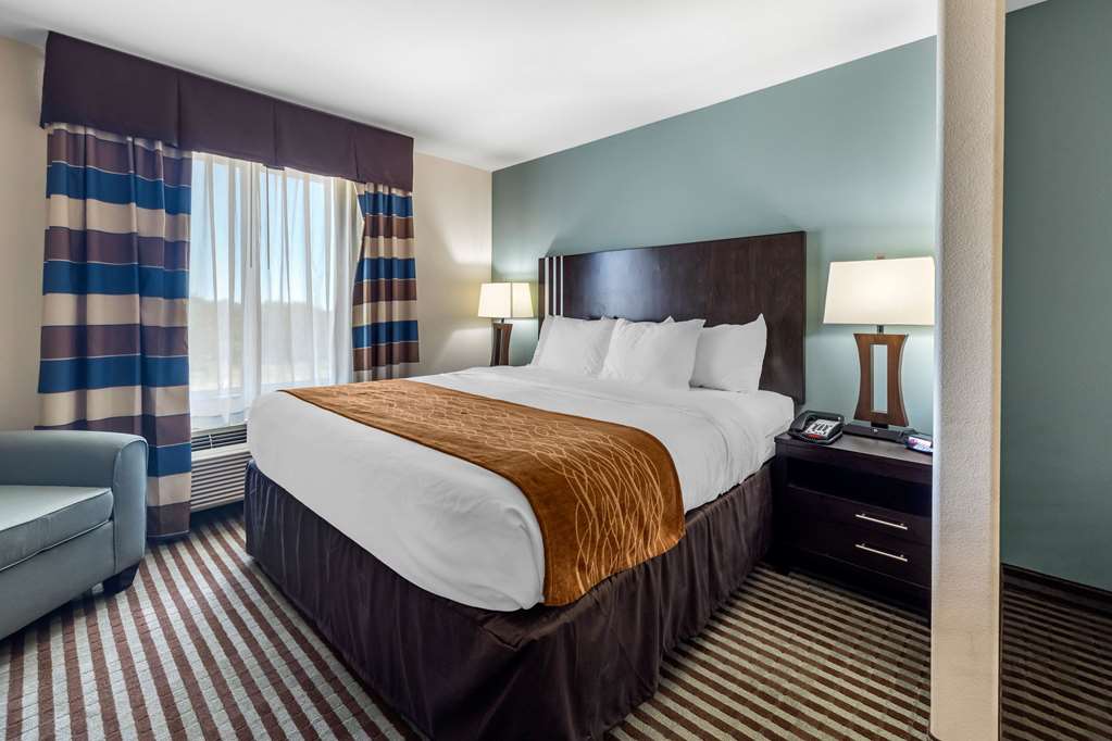 Comfort Inn & Suites Perry I 35 - photo 21