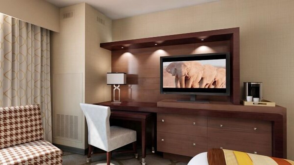 Seven Clans Hotel - photo 8