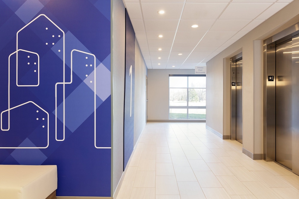 Holiday Inn Express South Haven by IHG - photo 47