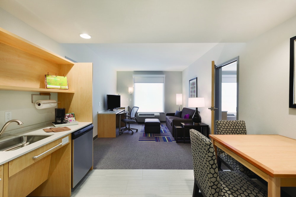 Home2 Suites by Hilton Austin North Near the Domain - photo 7