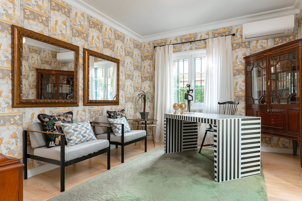 Hotel Boutique San Diego Adults Only — La Laguna