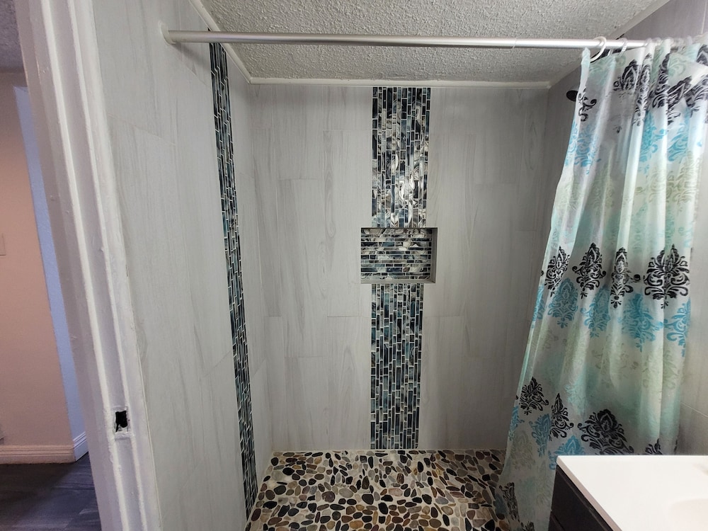 Desert Hills Motel - photo 59