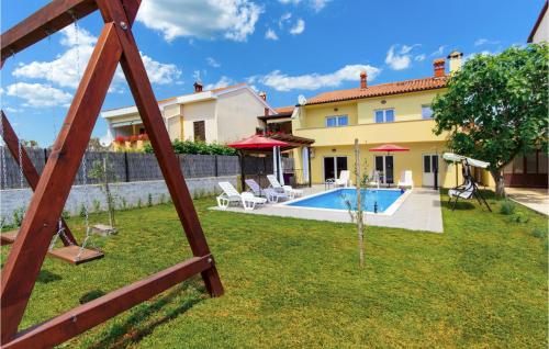 4 Bedroom Amazing Home In Pula — 4-Star Luxury Hotel in Pula, Croatia