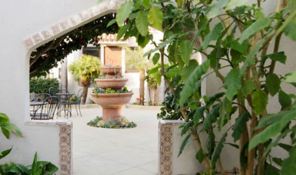 Casa Del Mar Inn - photo 44