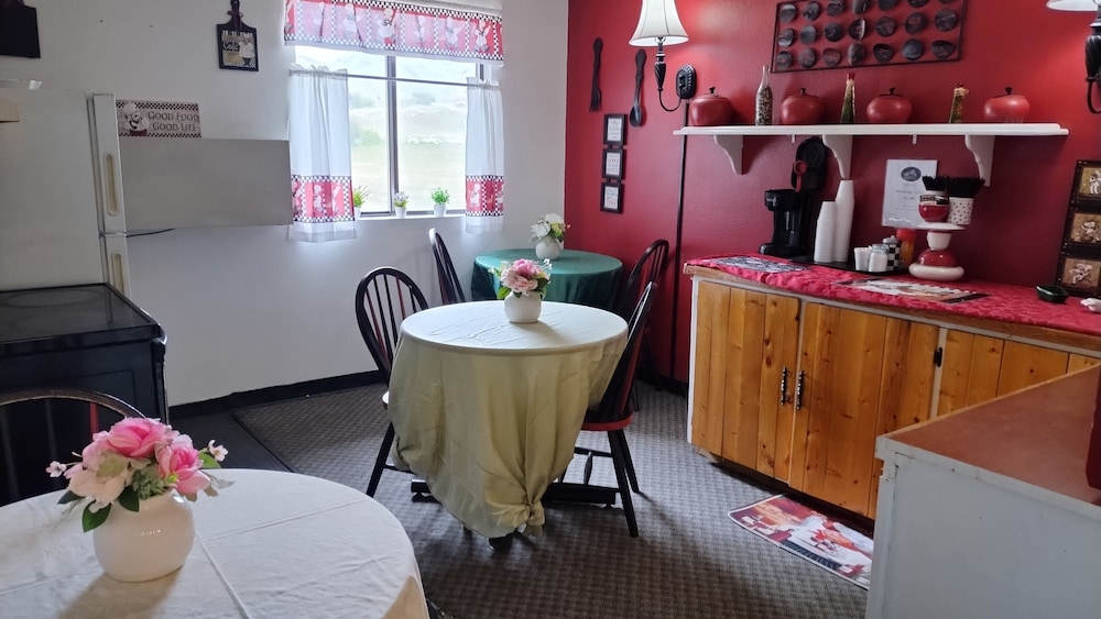 Northgate Inn Motel - photo 17