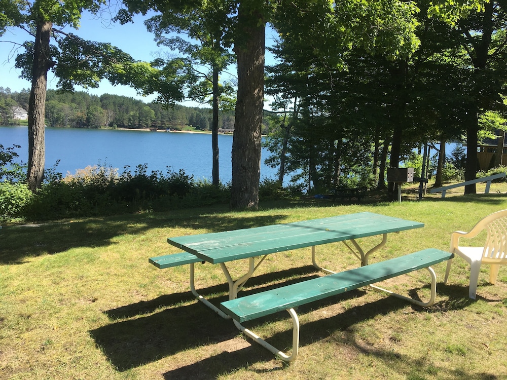 Dixon Lake Resort - photo 15