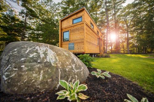 Tuxbury Pond Camping Resort Tiny House Emerson — Hampton