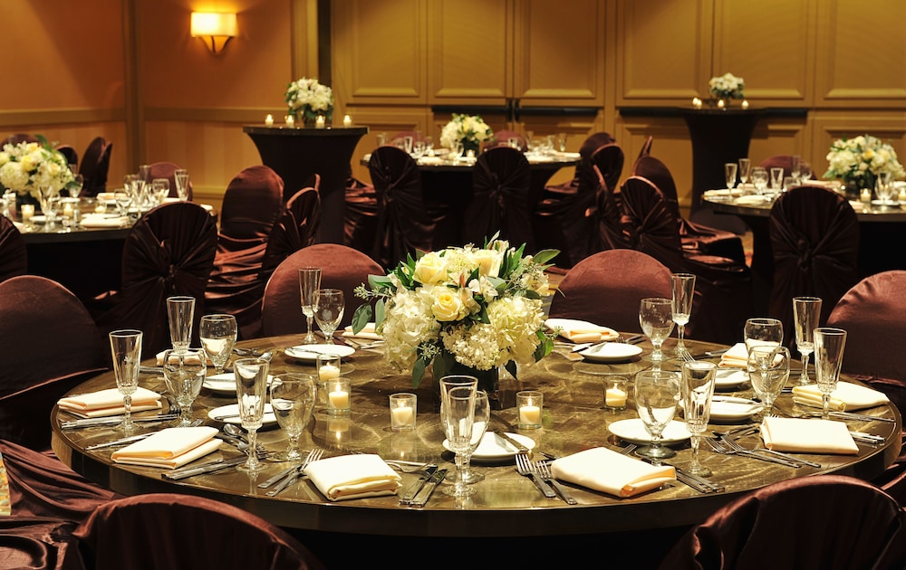 Embassy Suites by Hilton Palm Beach Gardens PGA Boulevard - photo 35