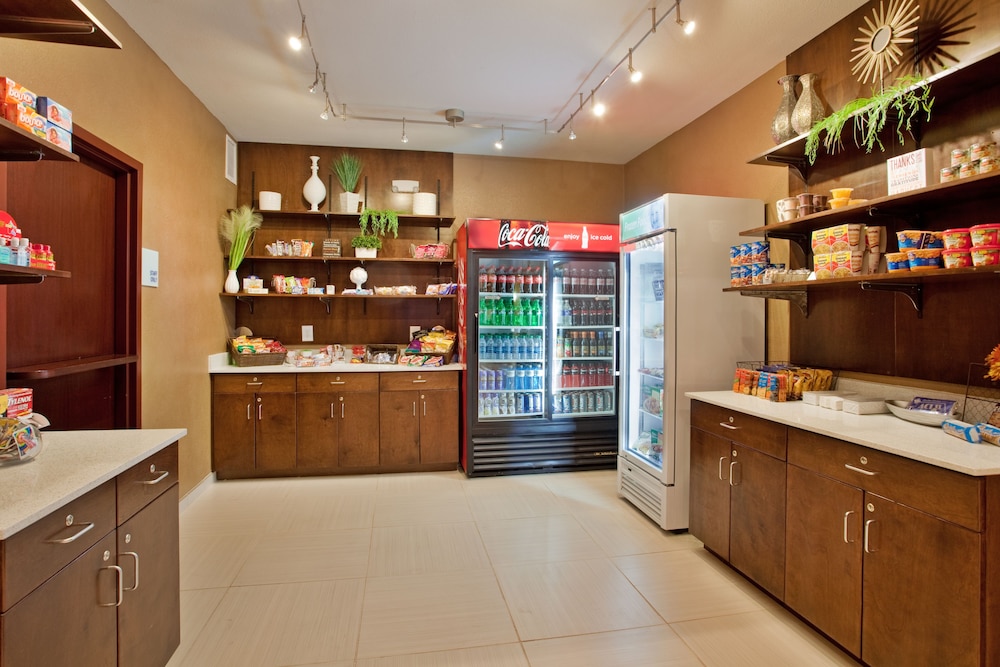 Holiday Inn Express & Suites St Louis Airport by IHG - photo 13