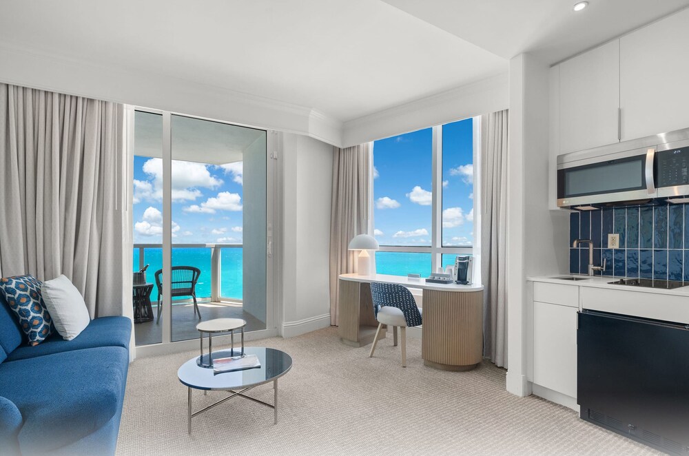 Fontainebleau Miami Beach Private Luxury Suites - photo 157