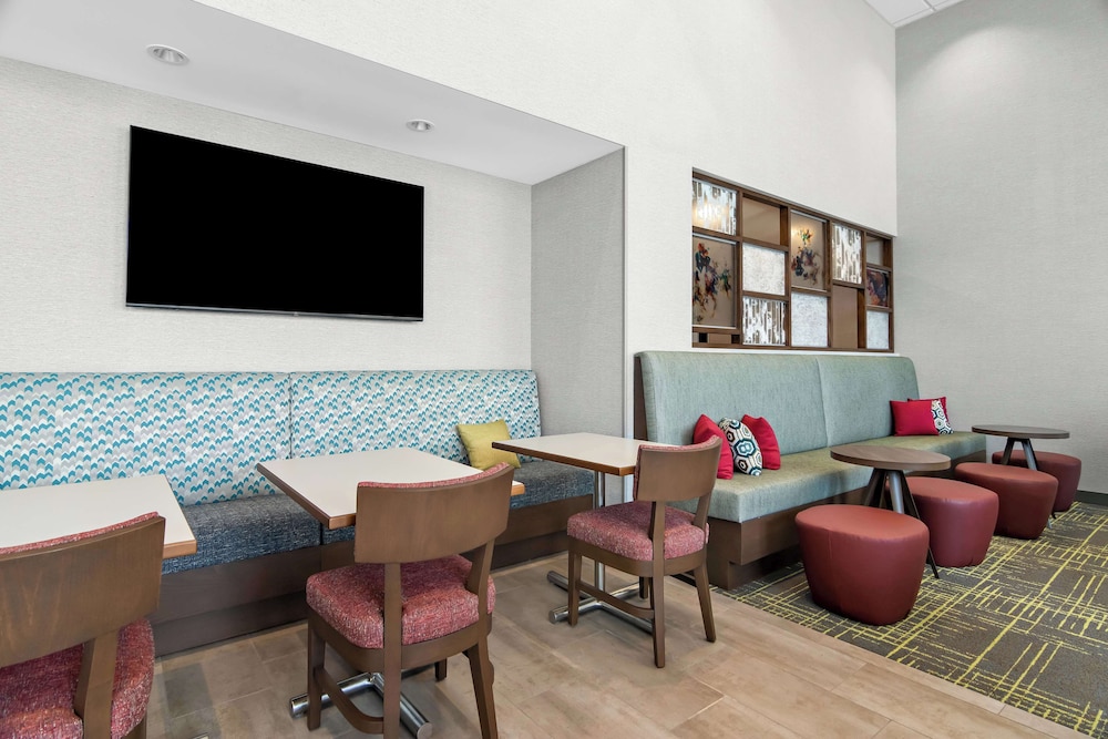 Hampton Inn & Suites by Hilton Chicago Medical District UIC - photo 45