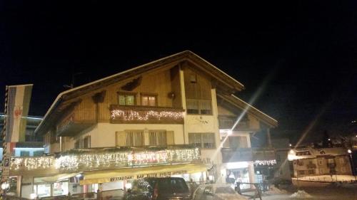 Chalet Karin — 4-Star Luxury Hotel in Livinallongo Del Col Di Lana, Italy
