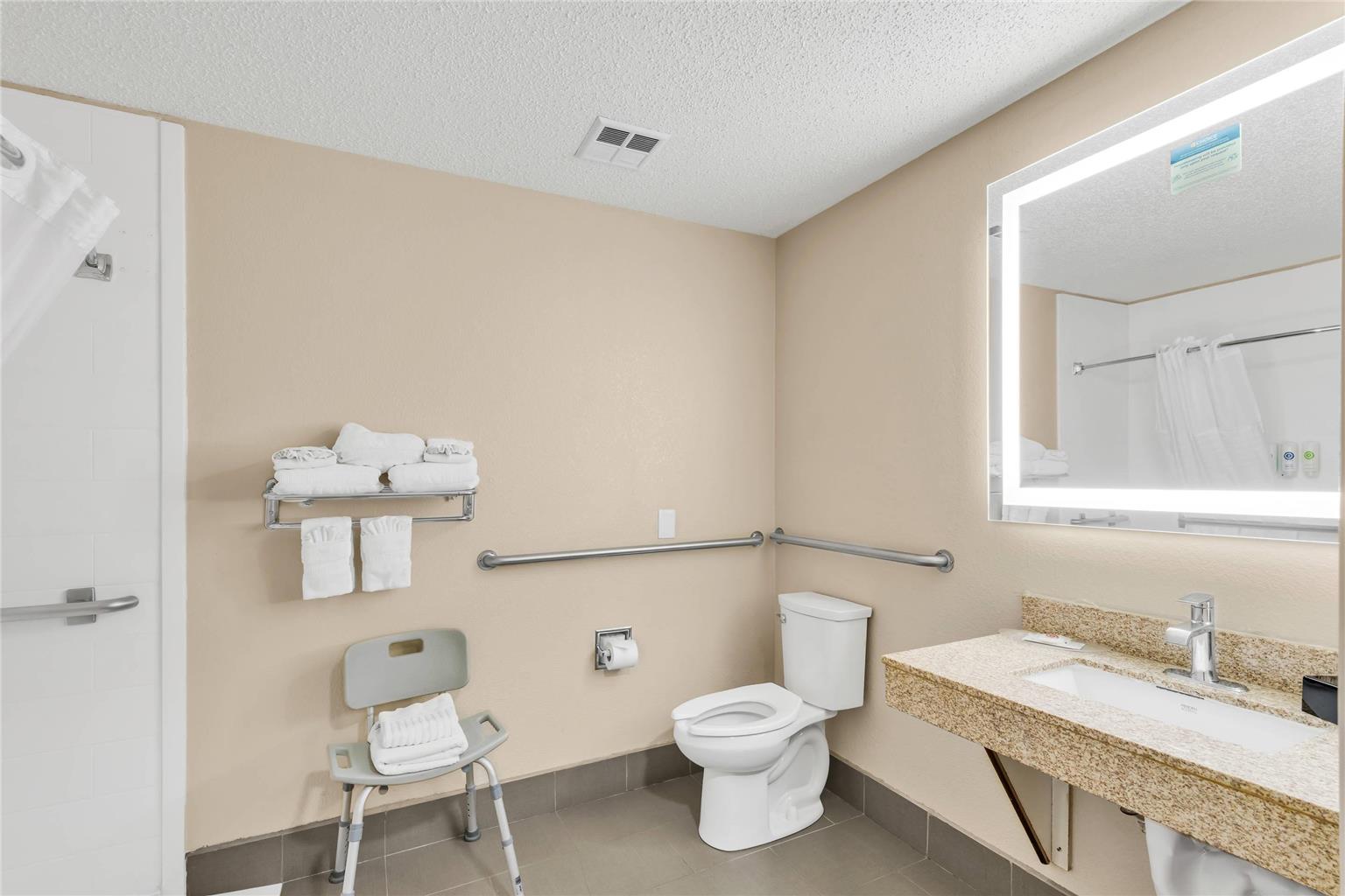 Comfort Suites Lakewood Denver - photo 11
