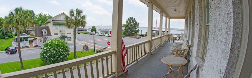 Riverview Hotel - photo 39