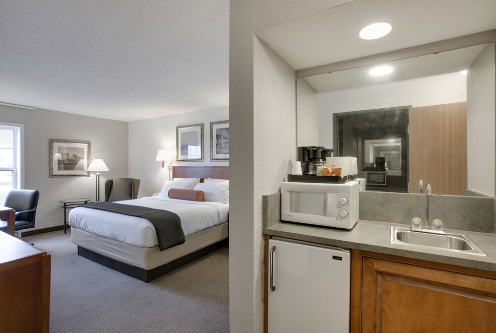 Redwood Lodge - photo 6
