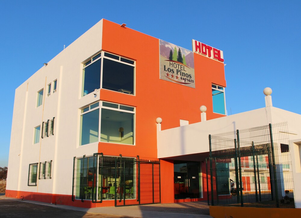 Hotel Los Pinos Express - last minute hotel in Nopalucan