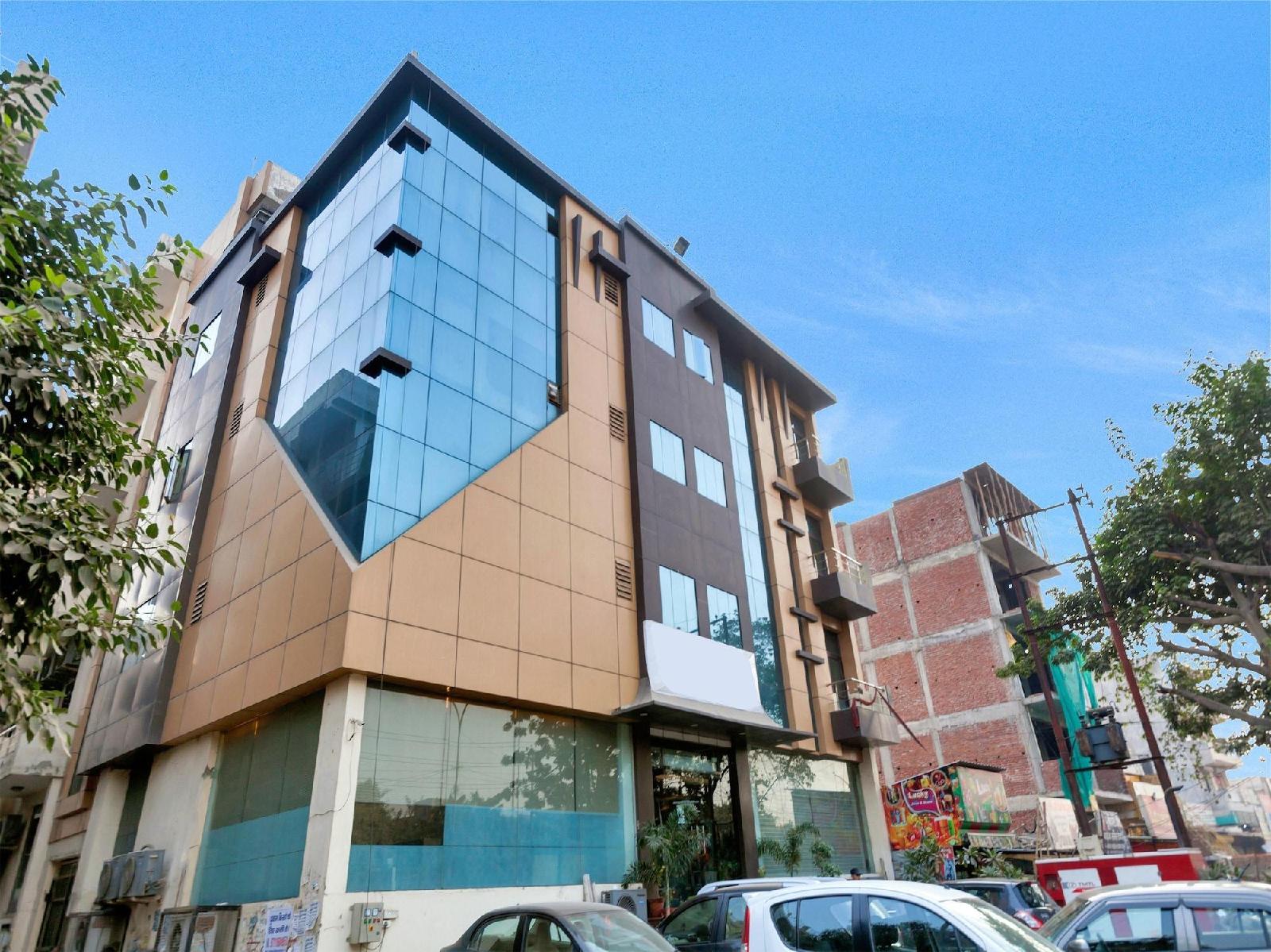 Hotel The Vivir 1 - last minute hotel in Noida