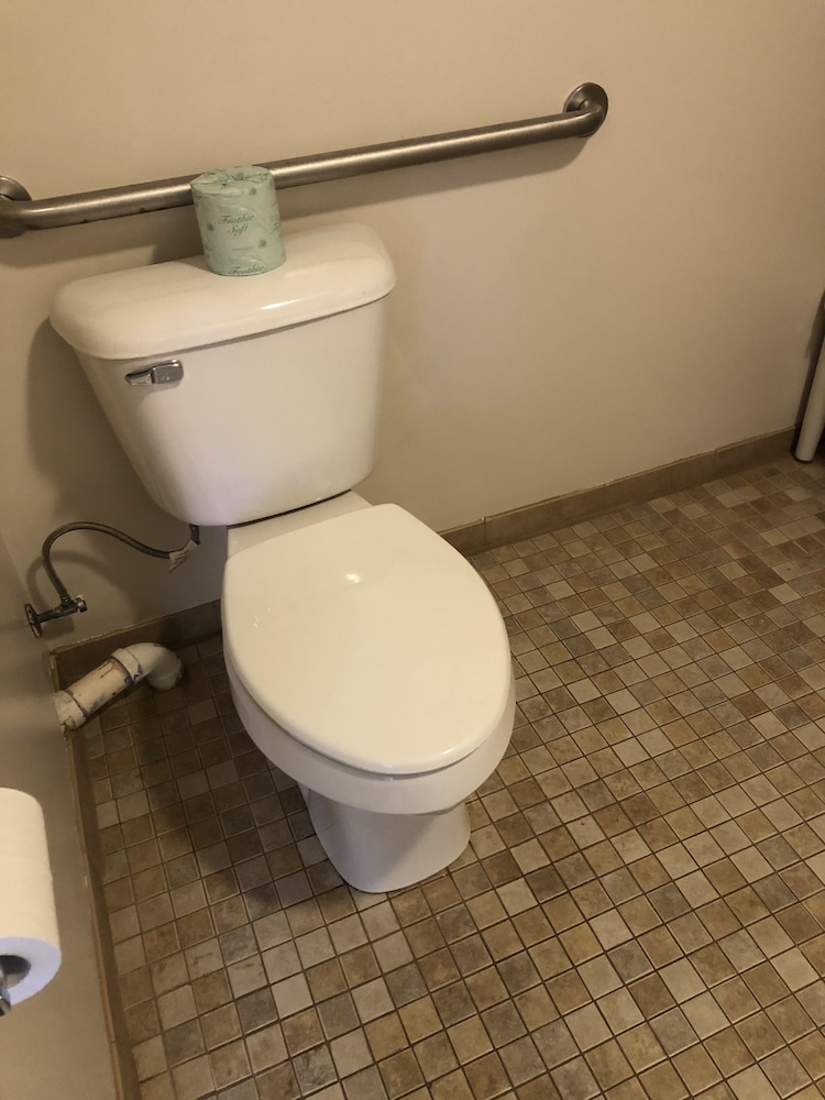Rodeway Inn & Suites Walhalla - photo 18