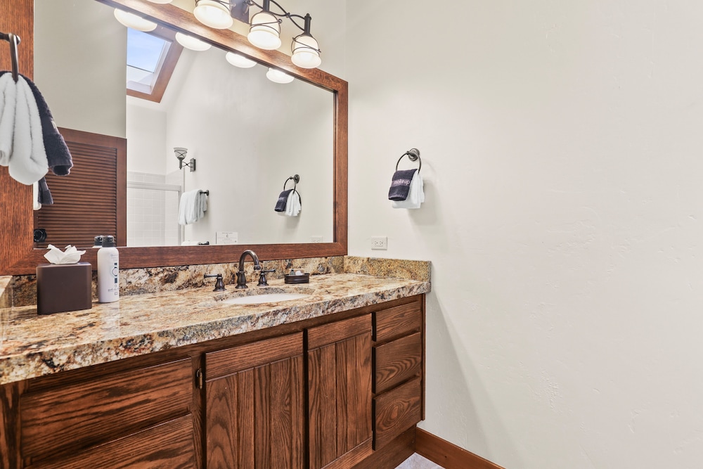 Fairway Village 2570 - photo 24