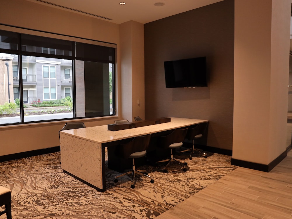 Embassy Suites By Hilton Alpharetta Halcyon - photo 61