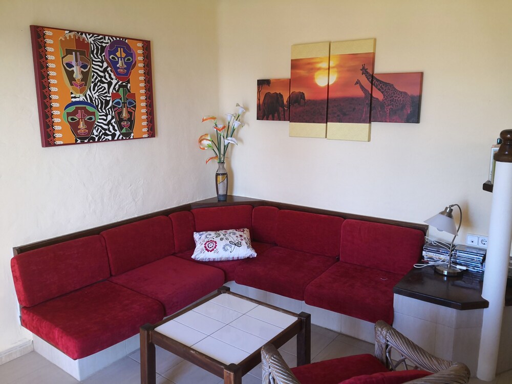 Complejo Altamar IV in San Bartolome De Tirajana, Spain