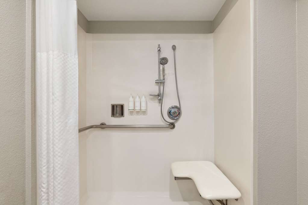 Super 8 by Wyndham Eureka - photo 11