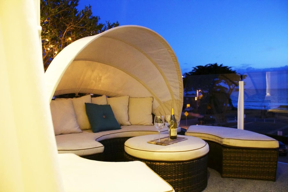 Pier View Suites - photo 17