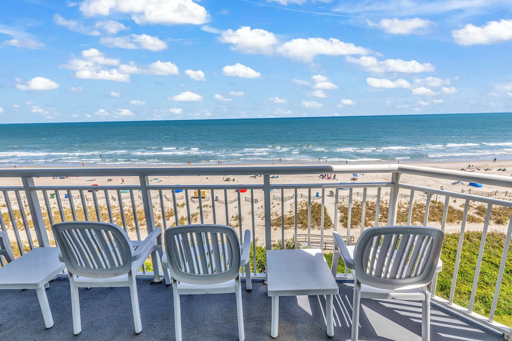 Carolinian Resort Stunning Condos - photo 152