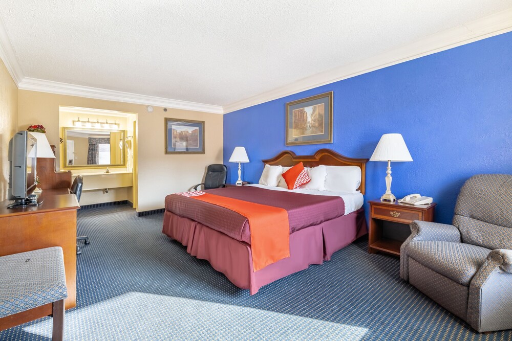 OYO Hotel Rome GA Historic District - photo 2