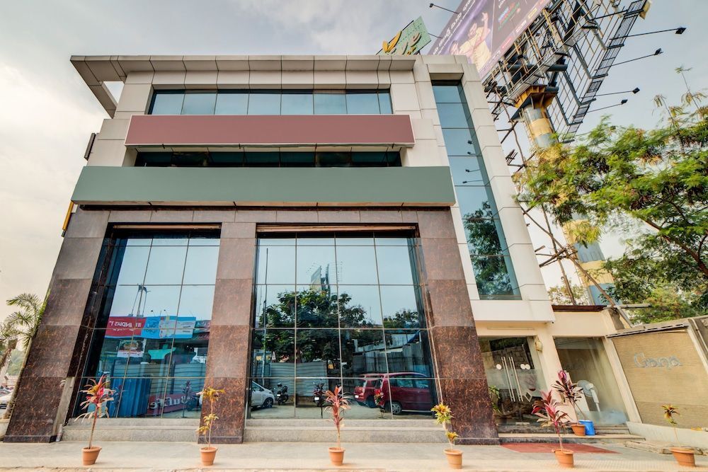 Supraja Cyber View - last minute hotel in Hyderabad