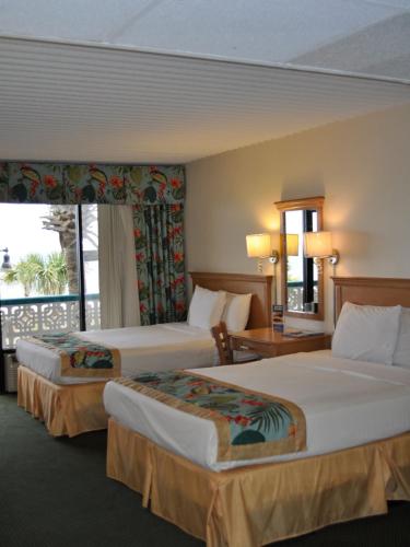 The Diplomat Family Motel - photo 57