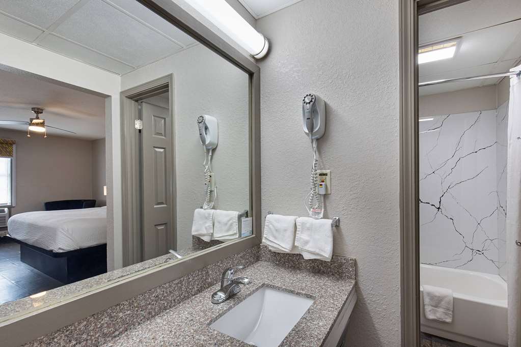 Days Inn by Wyndham Holladay - photo 34