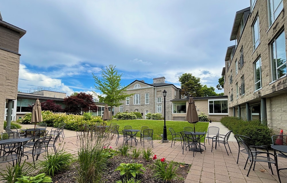 Donald Gordon Hotel and Conference Centre in Kingston, Canada