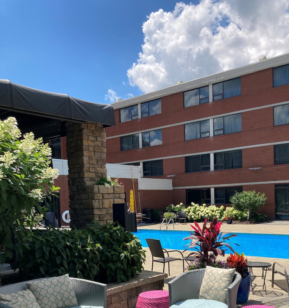 DoubleTree by Hilton Akron Fairlawn - photo 40