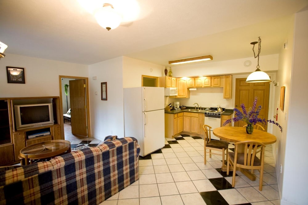 Abbey Archway Inn - photo 23
