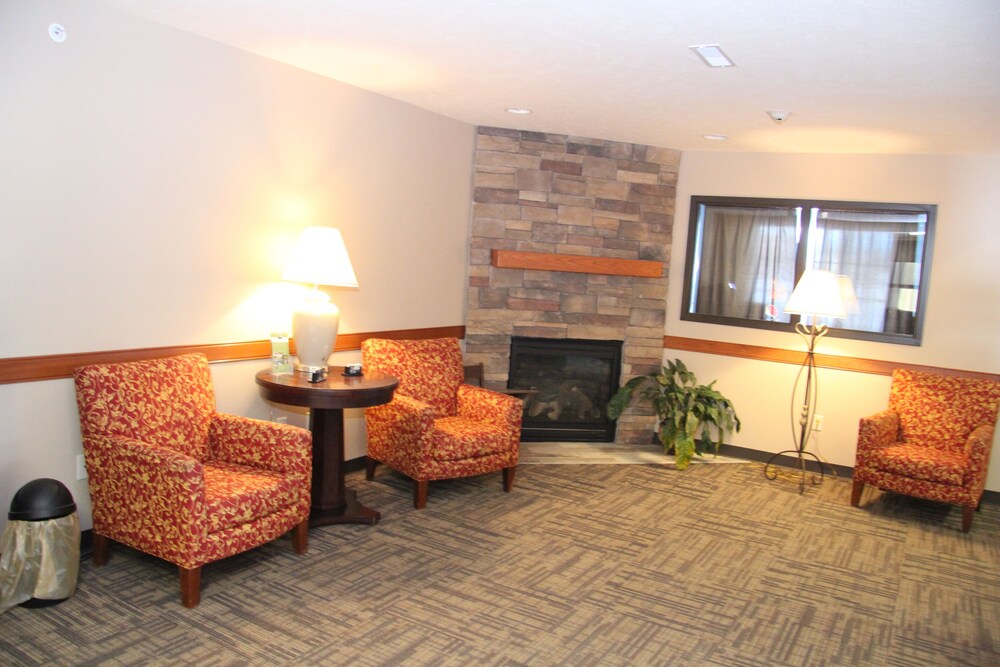 Green Acres Hotel - photo 5