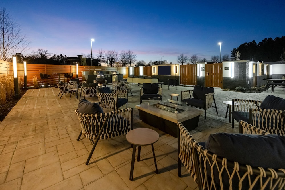 Fairfield by Marriott Inn & Suites Canton Riverstone Parkway - photo 31