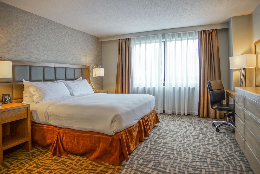 Ramada by Wyndham Southfield - photo 3